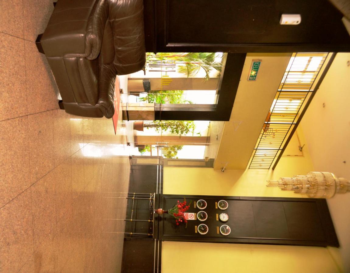 Hotel Caliber Куала Лумпур Екстериор снимка