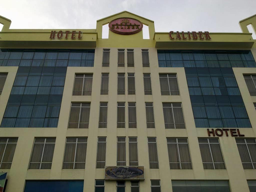 Hotel Caliber Куала Лумпур Екстериор снимка